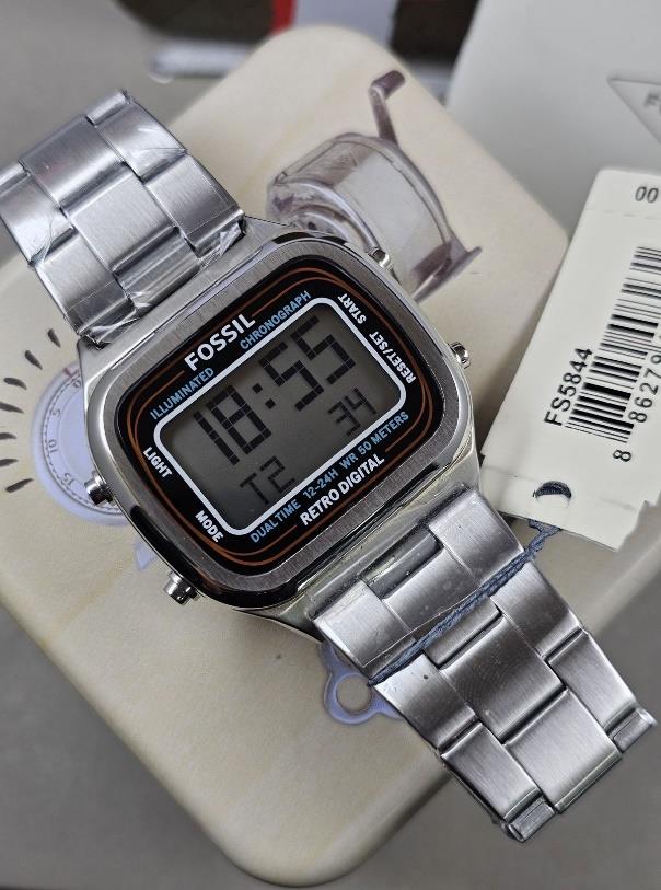 30 Fossil FS5844 Retro Digital Stainless Steel Watch - Image 1