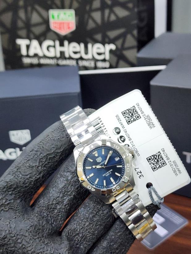 10 TAG Heuer Aquaracer Lady Quartz 32mm Blue Dial Stainless Steel Watch - Image 1