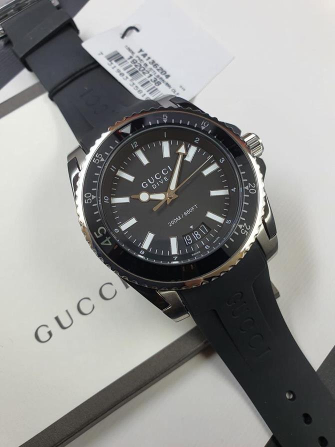 11 Gucci Dive Black Rubber Strap Men's Watch YA136204 - Image 1