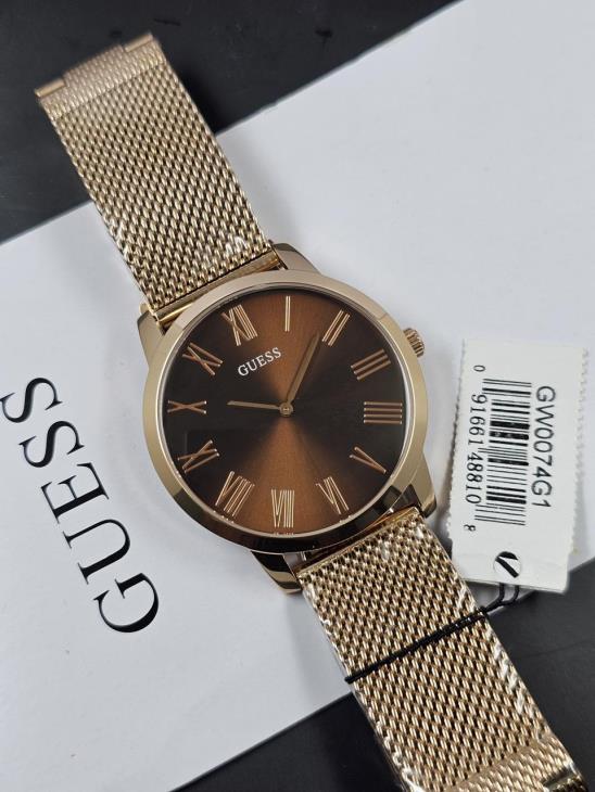 16 GUESS Classic Vintage Mesh Men's Watch - Image 1