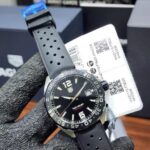 TAG Heuer Formula 1 Date Quartz Black Dial Black Rubber Strap Men's Watch