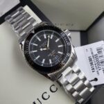 Gucci Dive Black Dial Stainless Steel Men's Watch YA136301